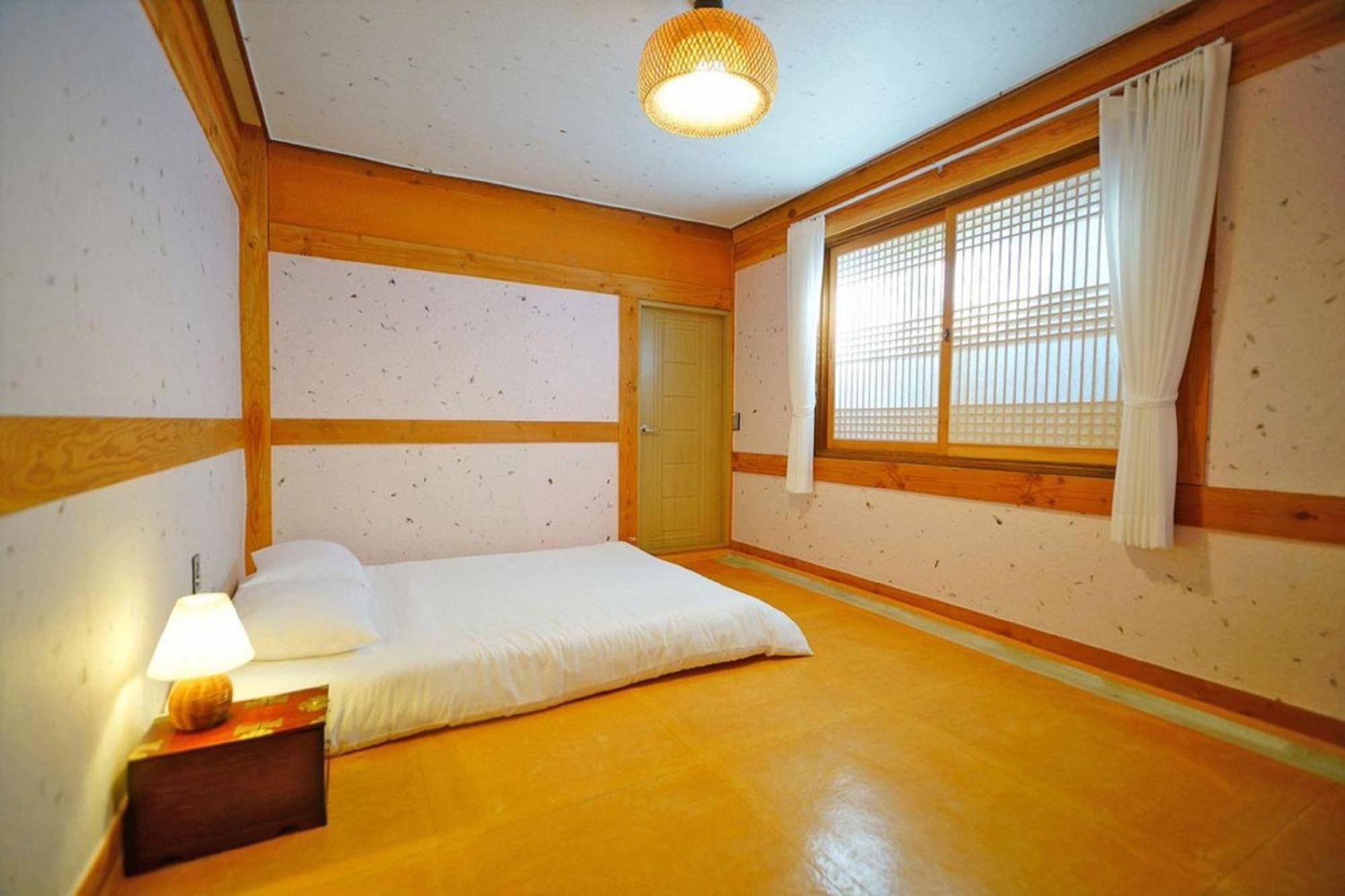 Hanok Gotaek Goeul Jeonju Exterior photo