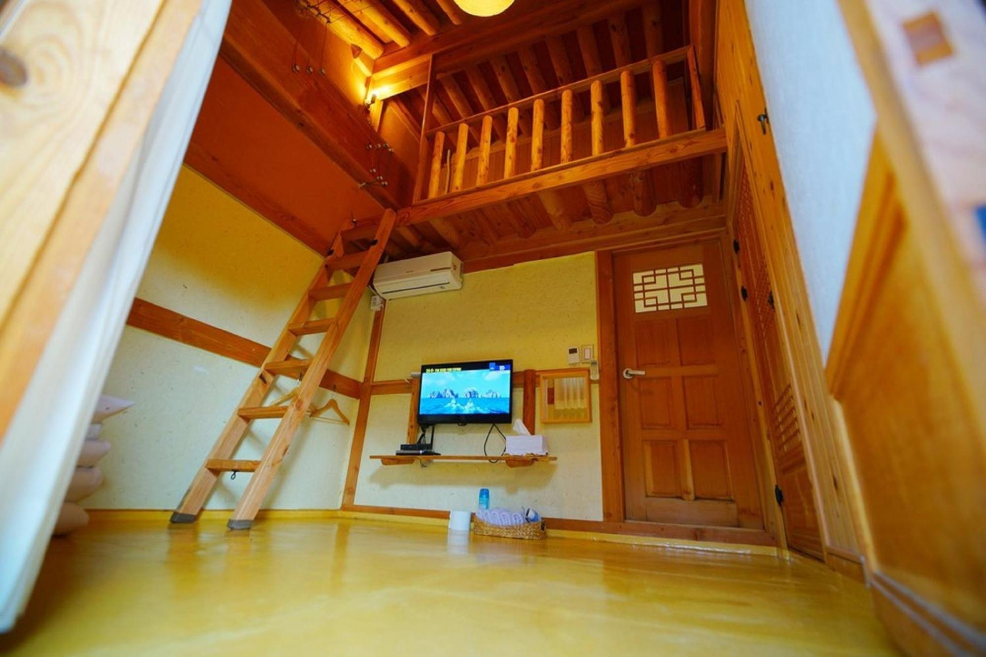 Hanok Gotaek Goeul Jeonju Exterior photo