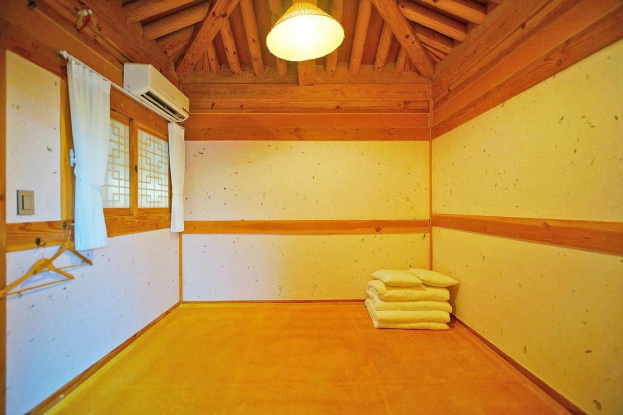 Hanok Gotaek Goeul Jeonju Exterior photo