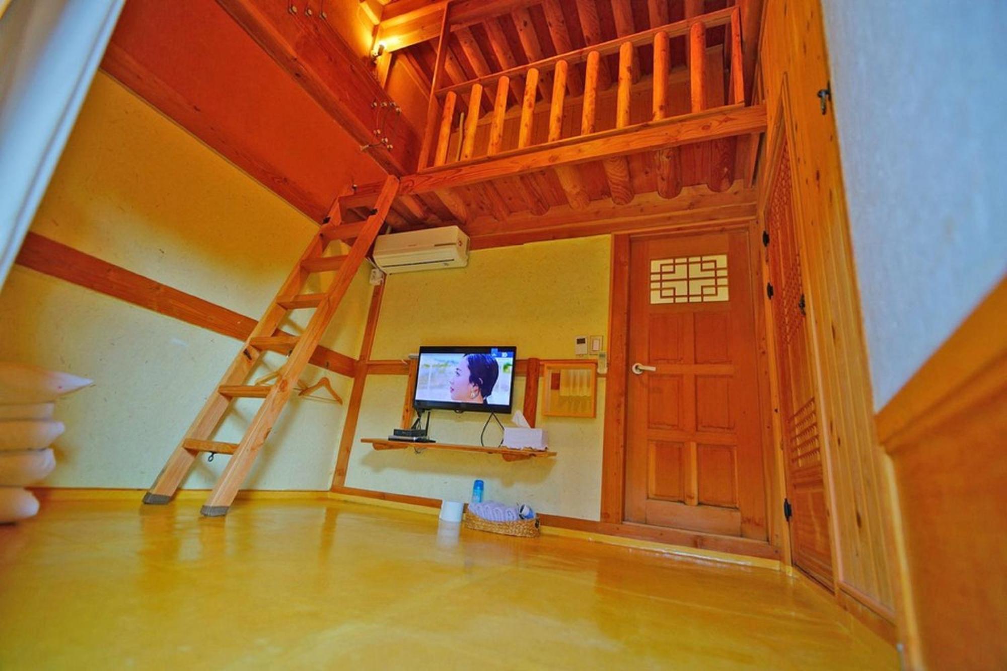Hanok Gotaek Goeul Jeonju Exterior photo