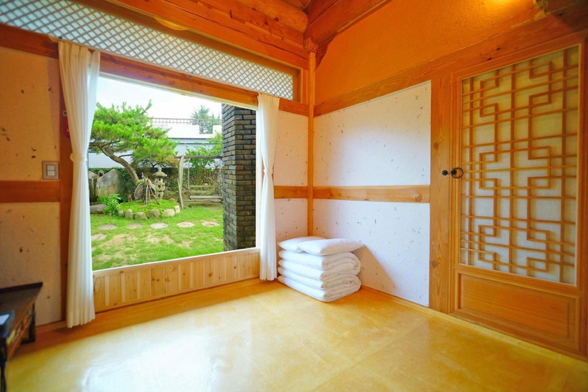 Hanok Gotaek Goeul Jeonju Exterior photo
