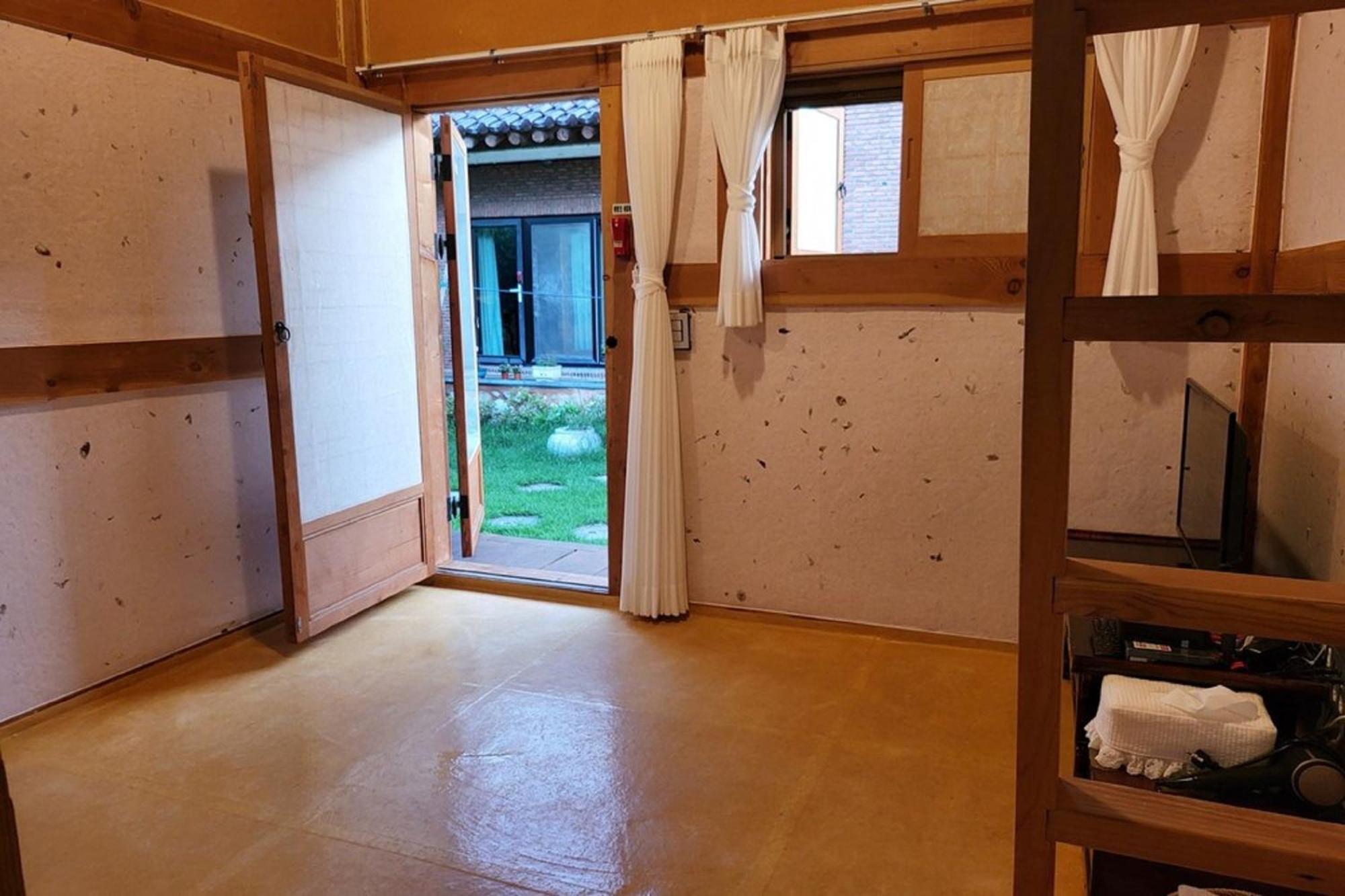 Hanok Gotaek Goeul Jeonju Exterior photo